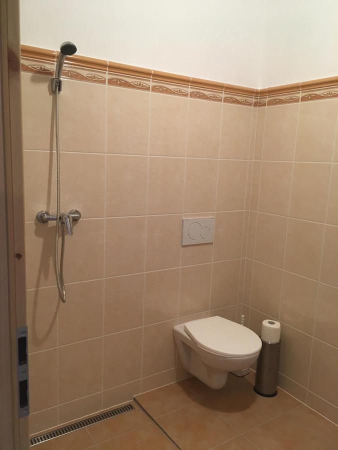 Statek Stranovice Appartement Malenitz Buitenkant foto